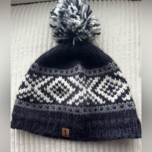Igloo Alpine Pattern Knitted Winter Ski Hat with Pom Pom
